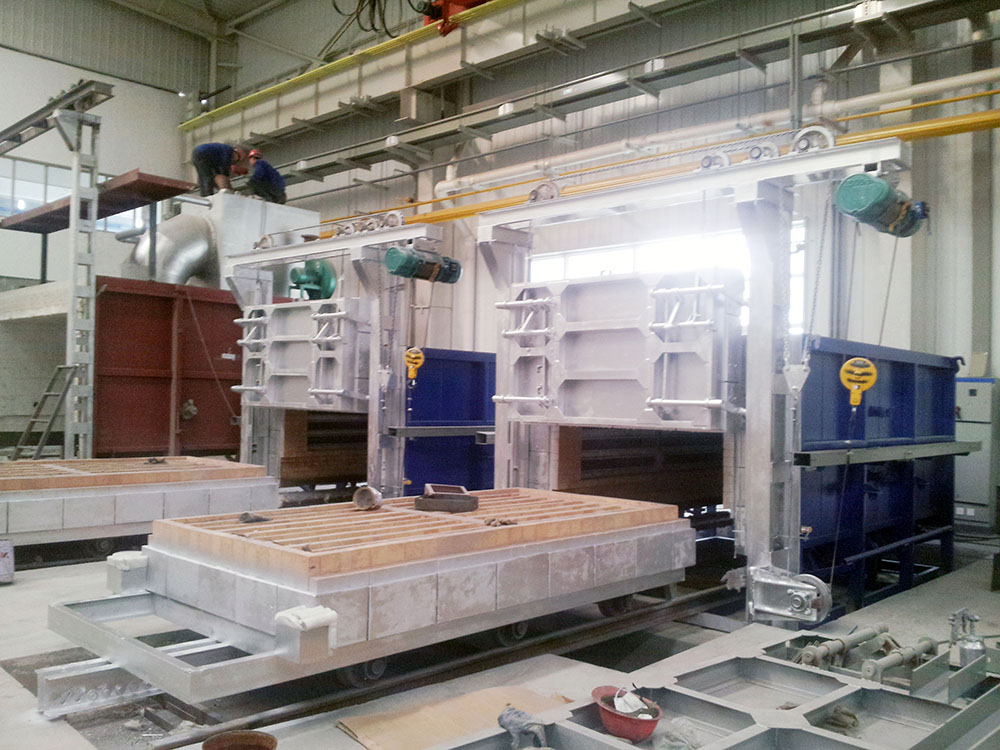 臺(tái)車(chē)燃?xì)鉅t